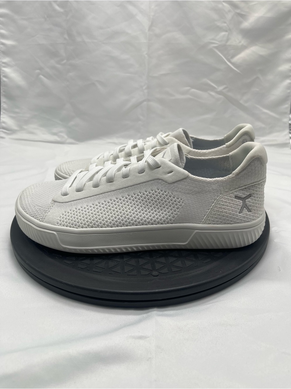 NEW Flux Adapt Trainer Knit Wide Toe Box Athletic Lace Up Shoes Sneakers M8 W9.5